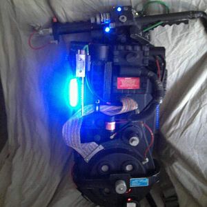 Proton pack
lights and sound + theme song.
Vacuum form shell