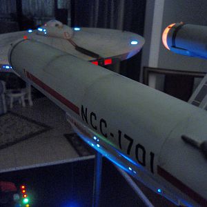 Enterprise NCC-1701 1:350 with lasers