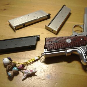 Babydoll WE Colt 1911 - Complete with charms (2)