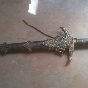 Robin Hoods dagger