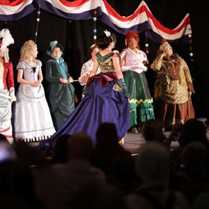 Costume College 2019 - 07.26 - 3 - FNGS 160.jpg