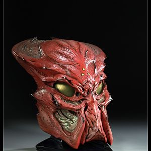 Sideshow Ceremonial Predator Mask 01