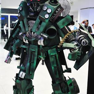 Transformers Revenge of the Fallen - Long Haul Costume