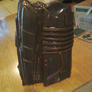 blade gauntlet