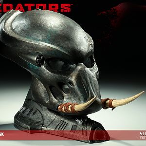 Sideshow The Tracker Predator Mask 01