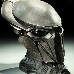 Sideshow The Falconer Predator Mask 01