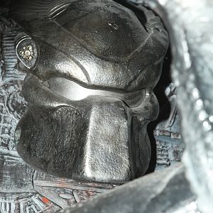 AVP Elder Predator Helmet 03