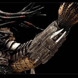 Sideshow Scar Predator Statue 12