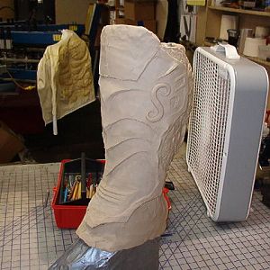 artic thigh armor 008.jpg