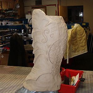 artic thigh armor 010.jpg