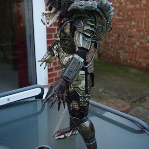 1/4 scale neca p1 repaint