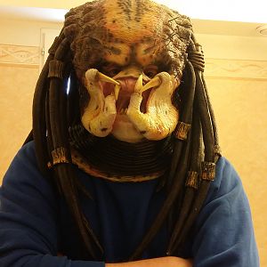 predator latexmask