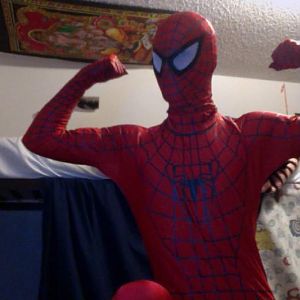 All red spiderman suit