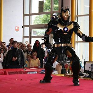 iron bat real cosplay suit armor gatling soft air