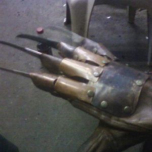 Freddy Glove