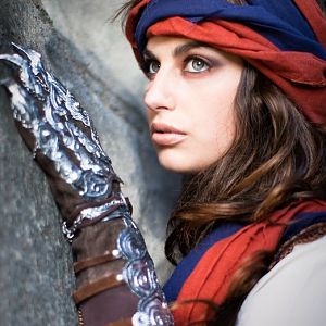 Character: Princess of Persia
Series: Prince of Persia 
Makeup: Hydred Makabali
Photos: LJinto

Costume Writeup: http://www.meagan-marie.com/cosp