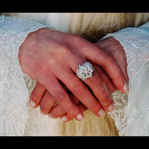 vlcsnap-2025-04-13-00h44m14s062.png